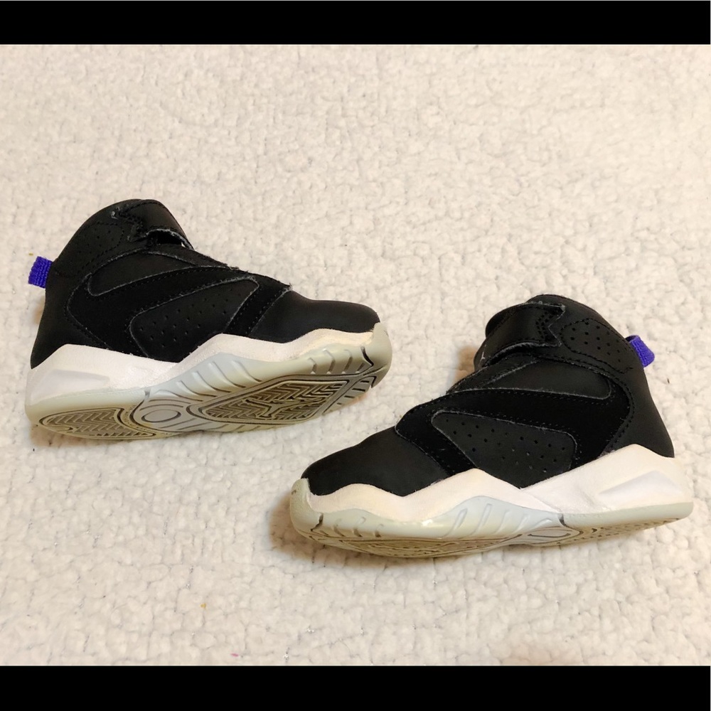JORDAN Lift Off TD Sneaker. - Picture 3 of 7
